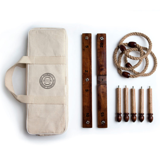 Contents Backyard Quoits Sets